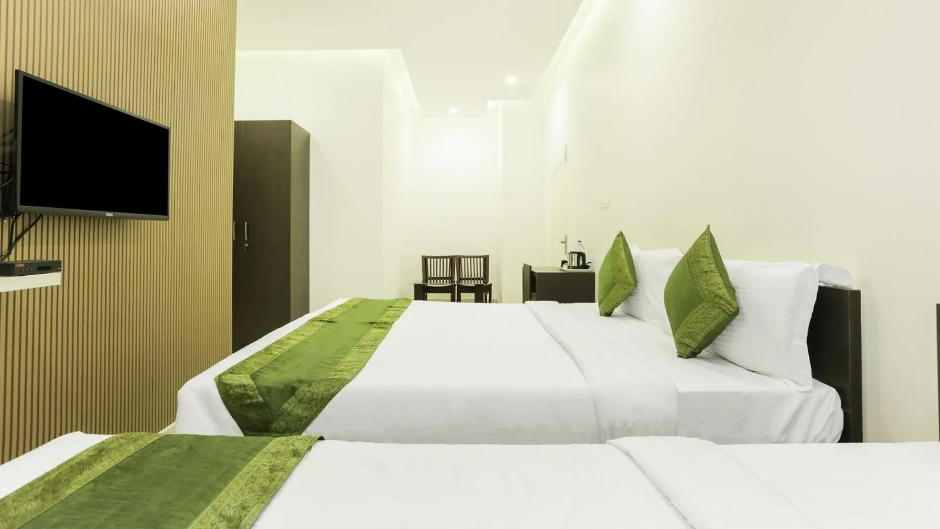 F Square Hotel Kochi